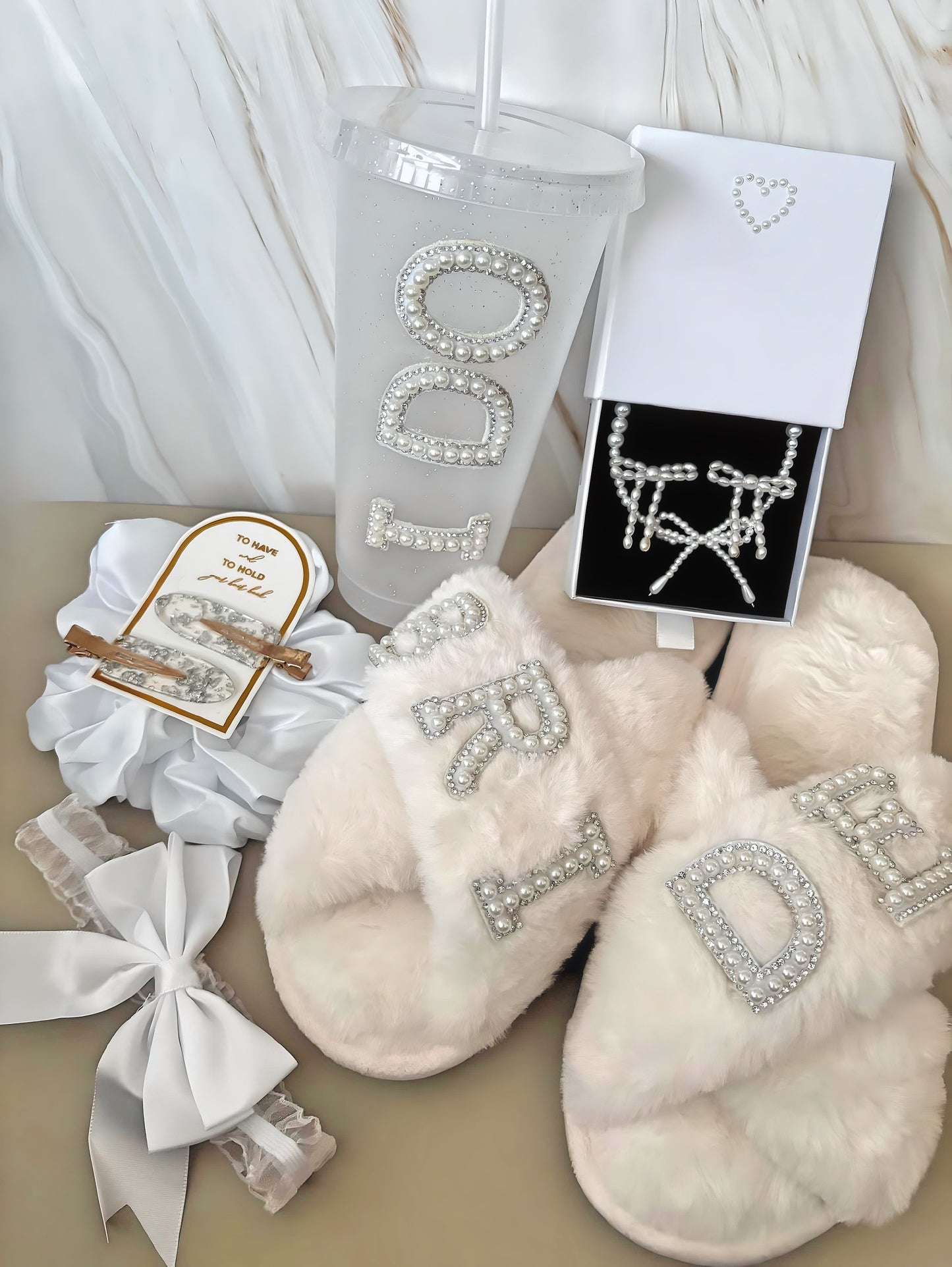 Bride/Hen Gift Box- 7 Items