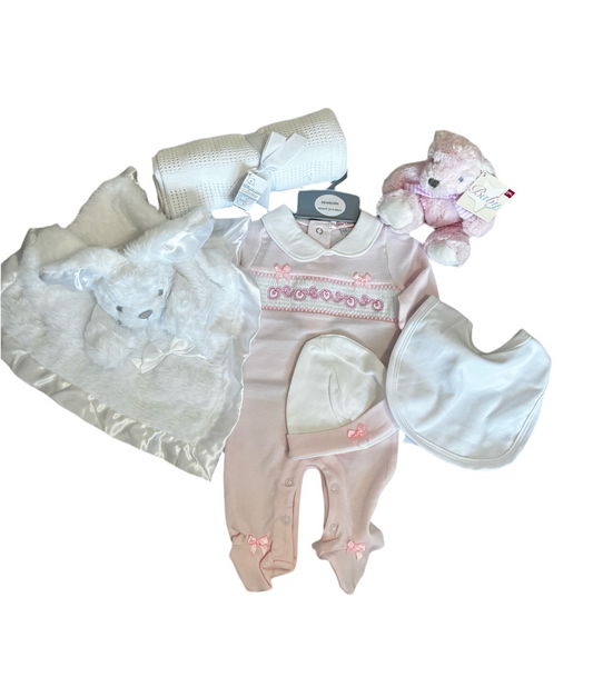 6 Piece Girls New Baby Bundle