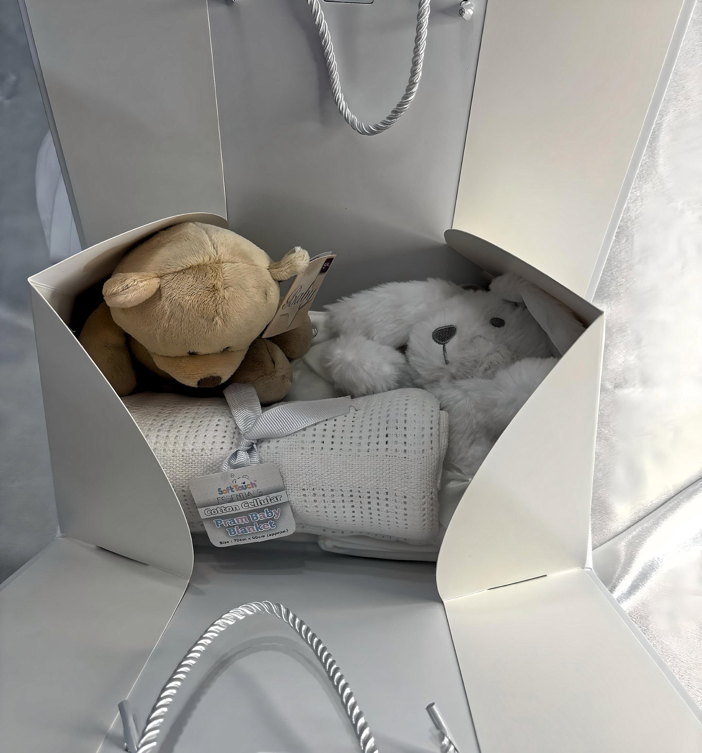 6 Piece Unisex New Baby Bundle