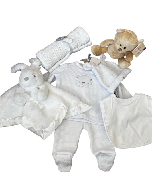 6 Piece Unisex New Baby Bear Bundle